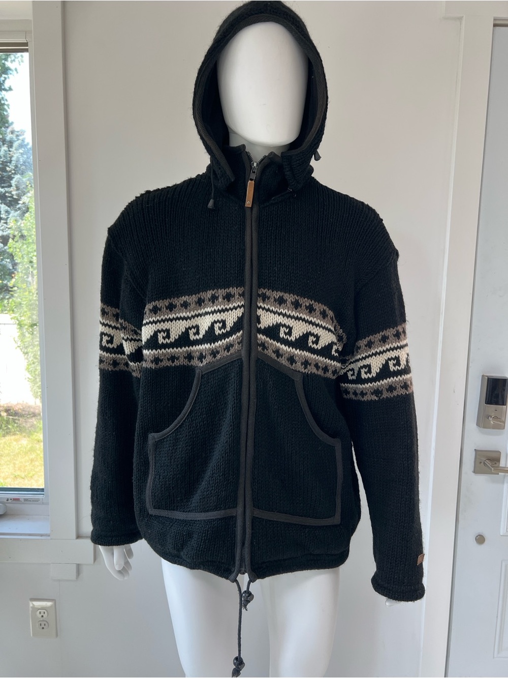 100%  New Zealand Wool Zip Hoodie Sweater  Made in Nepal